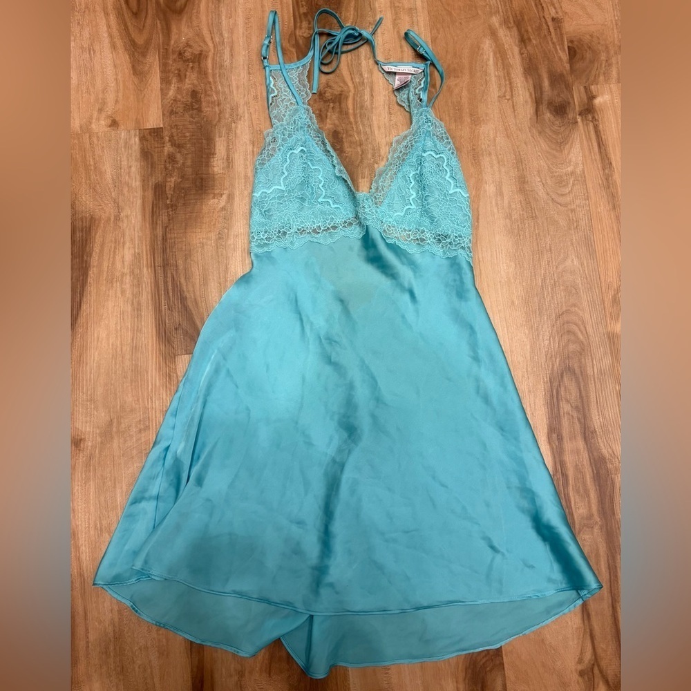 Victoria’s Secret Teal Baby Doll (XS) & Robe (M/L) Lingere Set